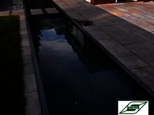 Extralanges Wasserbecken