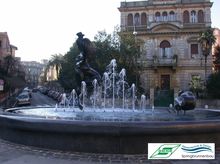 Künstlerbrunnen mit Kometdüsen