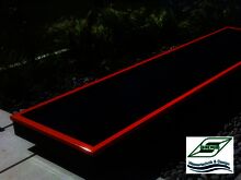 Schwebende Wasserbecken Schwebende Wasserbecken